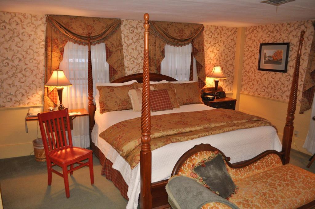 Colby Hill Inn Henniker 객실 사진