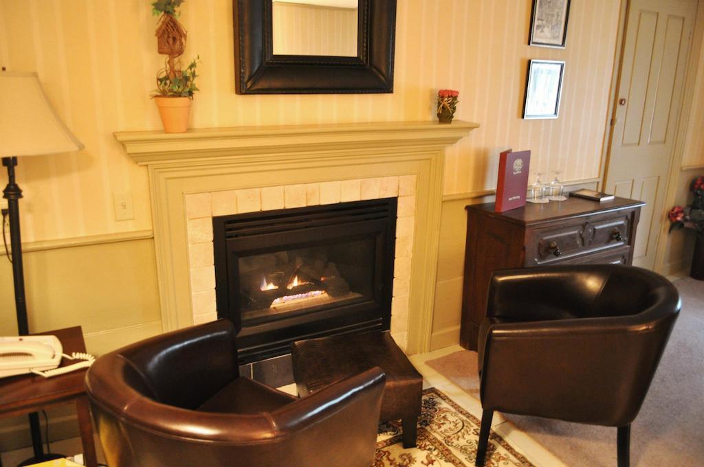 Colby Hill Inn Henniker 객실 사진